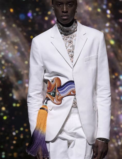 Dior Men 2021: looks atuais que traduzem o espírito da geração Z.